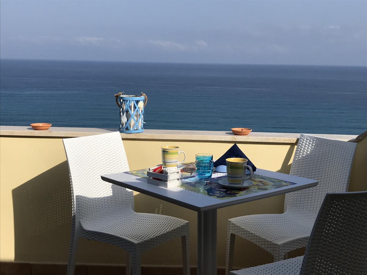Nereide Bed & Breakfast Тропеа Екстериор снимка