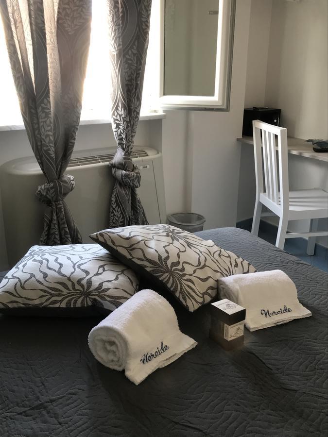 Nereide Bed & Breakfast Тропеа Екстериор снимка