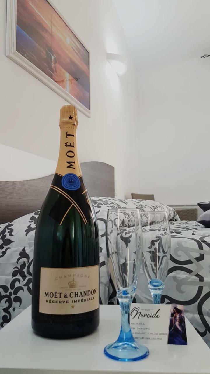 Nereide Bed & Breakfast Тропеа Екстериор снимка