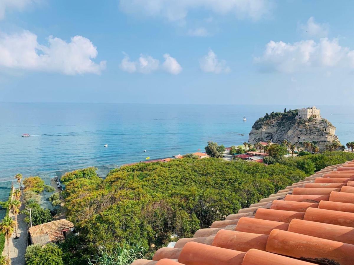 Nereide Bed & Breakfast Тропеа Екстериор снимка